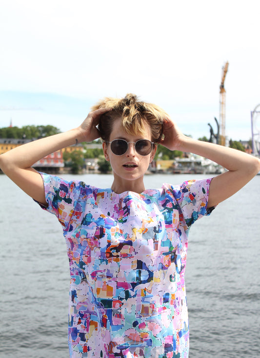 WHY WE SHOULD BE MORE EDUCATED ON OUR CLOTHES